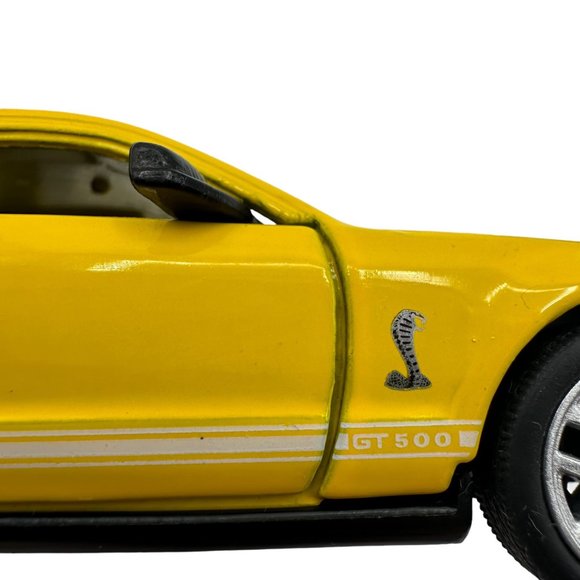Kinsmart 2007 Shelby GT 500 Model Car 1/36 Scale KT5310 Diecast Pull Back Action - Picture 10 of 15